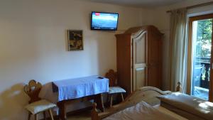 Postel nebo postele na pokoji v ubytování Christl, Haus