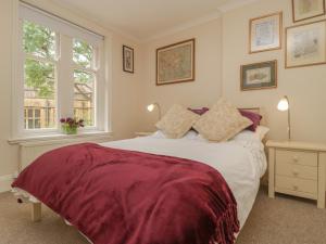 Gallery image of 1 Abbey Court in Sherborne