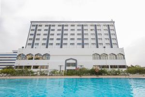 Piscina di Hotel Muscat Holiday o nelle vicinanze