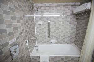 Bagno di Hotel Muscat Holiday
