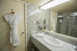 Bagno di Hotel Muscat Holiday