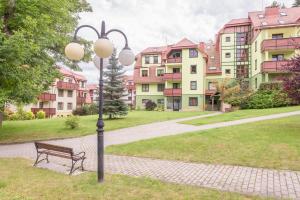 Vonkajšia záhrada v ubytovaní Parkowa Polana MyWeek