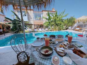 Gallery image of Evliyagil Hotel by Katre in Alacati