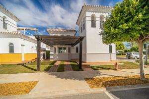 Gallery image of Villa mit privatem Pool, zentrumsnah in Roldán