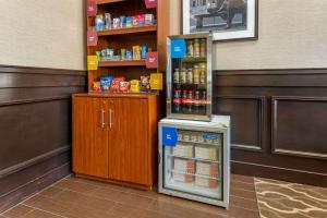 Foto sihtkohas Newark asuva majutusasutuse Comfort Suites Newark - Harrison galeriist