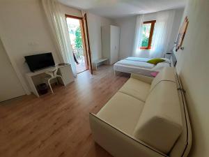 TV a/nebo společenská místnost v ubytování Park Hotel Val Di Monte ***S
