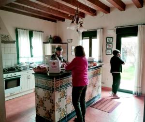 Kuchyňa alebo kuchynka v ubytovaní Casa del Portalón