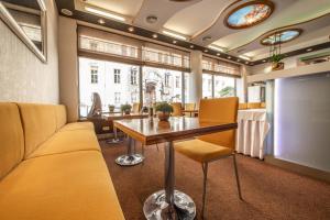 Posezení v ubytování Danubia Gate Hotel