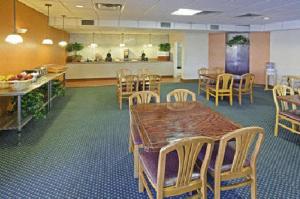 Restaurace v ubytování Americas Best Value Inn Laredo
