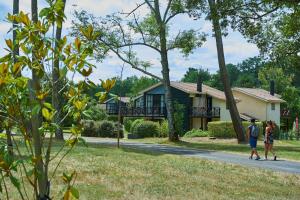 サルにあるRésidence Château de Sallesのギャラリーの写真