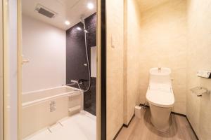Ванная комната в Well Stay Nanba - Vacation STAY 94175