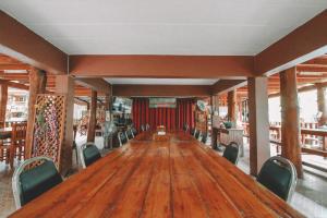 Restaurace v ubytování Akchanok Homestay + 37 fotografií