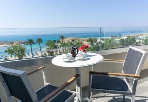 阿依纳帕Anonymous Beach Hotel (Adults 16+)的相册照片