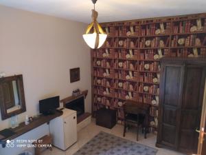 Zdjęcie z galerii obiektu Xenonas Sta Tzakia w mieście Karpenision