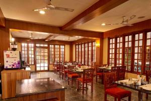 Εστιατόριο ή άλλο μέρος για φαγητό στο Hotel Mamallaa Heritage