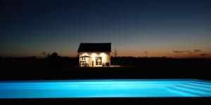 Gallery image of Dom z basenem nad rzeką PIlicą in Wyśmierzyce