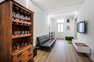 Televízia a/alebo spoločenská miestnosť v ubytovaní BpR Stylish VAGABOND Apartment with AC
