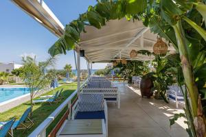 Bazén v ubytování Gorgona Hotel nebo v jeho okolí