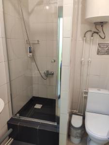Ванная комната в Хостел «Акварель на Баумана»