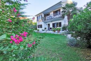 Zahrada ubytování Apartment Samlandin