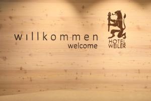 Majutusasutuses Hotel Weiler - Aktiv & Tradition olev sertifikaat, autasu, silt või muu dokument