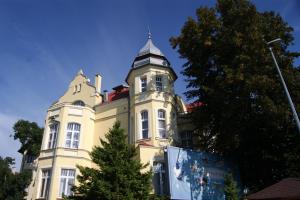 Budova, kde se bed and breakfast nachází