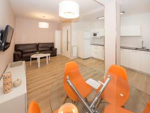 Kuchyňa alebo kuchynka v ubytovaní Gestión de Alojamientos Apartments