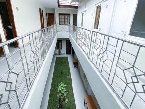 Fotografie z fotogalerie ubytování RedDoorz At Simpang Borobudur v destinaci Blimbing