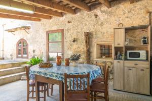 Dining area in A villát