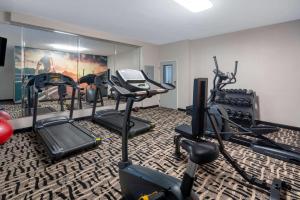 Fitness centrum a/nebo fitness zařízení v ubytování Wingate by Wyndham Horn Lake Southaven