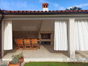 Patio alebo iná vonkajšia časť ubytovania Villa Ivana