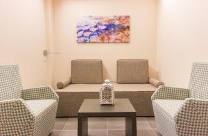 Istumisnurk majutusasutuses ALEA Hotel & Suites