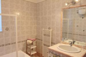 Koupelna v ubytování Casa Parthenope + 18 fotografií