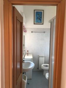 Koupelna v ubytování House Turi + 37 fotografií
