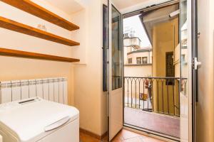 Gallery image of Porta Nuova Central Flat with Balcony in Turin