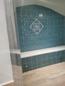 Ένα μπάνιο στο La Grange-Piscine-SPA +8 φωτογραφίες