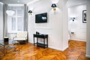 Telewizja i/lub zestaw kina domowego w obiekcie APARTAMENTY ARTE LUBLIN Niecała 11 - faktura VAT parking free