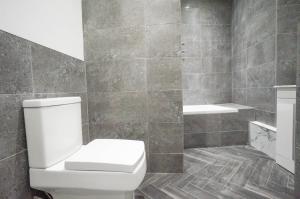 Ванна кімната в Premium Apartments Thatcham Broadway