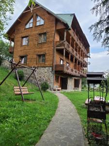 Zahrada ubytování Гуцульська хата