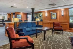Lobby alebo recepcia v ubytovaní Comfort Inn & Suites Little Rock Airport