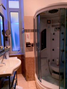 A bathroom at Actor Hotel
