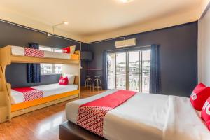 Postel nebo postele na pokoji v ubytování Yak Guesthouse