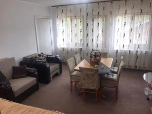 Khu vực ghế ngồi tại Casa MIKHA