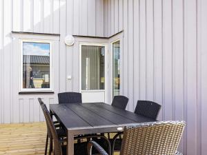 Fotografie z fotogalerie ubytování 6 person holiday home in STRÖMSTAD v destinaci Strömstad