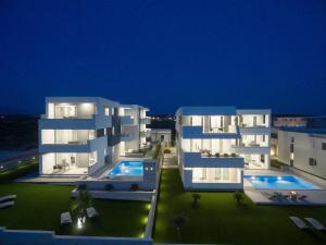 Bazén v ubytování Apartments & Rooms Pool Villas Maris nebo v jeho okolí