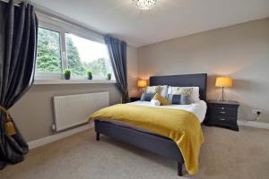 Luxary 4 Bed, 4 bathroom house in central Burnley