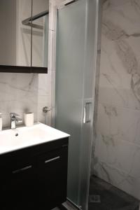 Kúpeľňa v ubytovaní Ladadika Luxury Studios