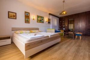 Posteľ alebo postele v izbe v ubytovaní Apartments DESA