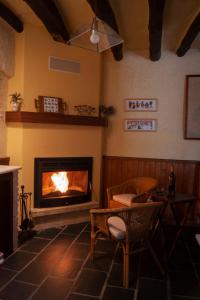 A seating area at Casa-Huerto La Juana