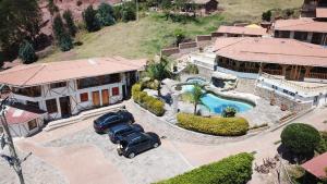 Bazén v ubytování Hotel Campestre Inaoska Ecospa nebo v jeho okolí